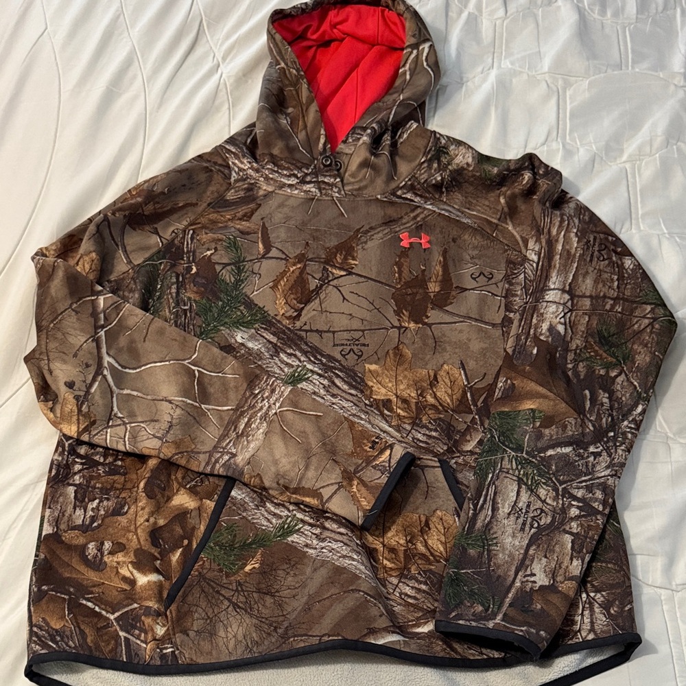 Under Armour Brown Camo Hoodie with hot pink hood Interior and logo. Adult S/M